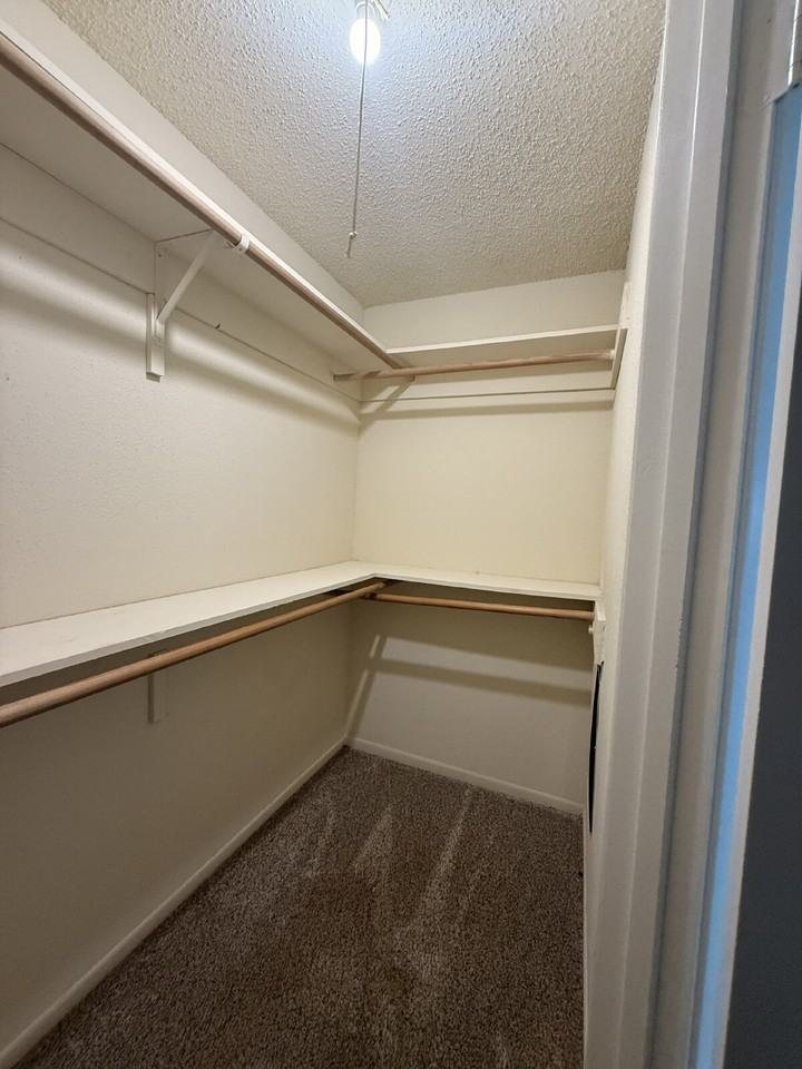 10602 Village Trail Dr - Photo 4 of 9