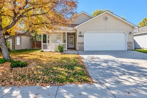 featured image of 17885 Monarch Way