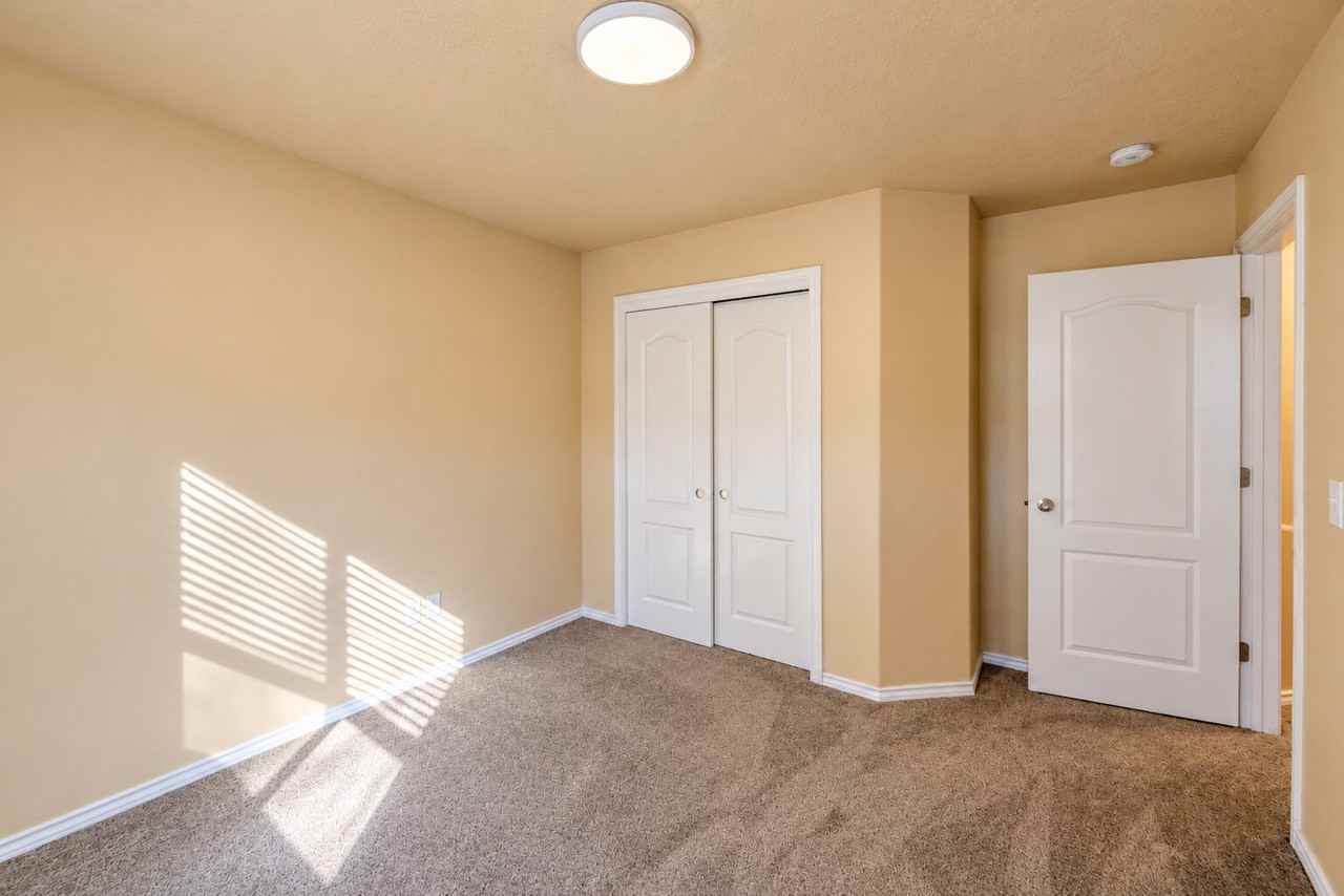 17885 Monarch Way - Photo 5 of 14