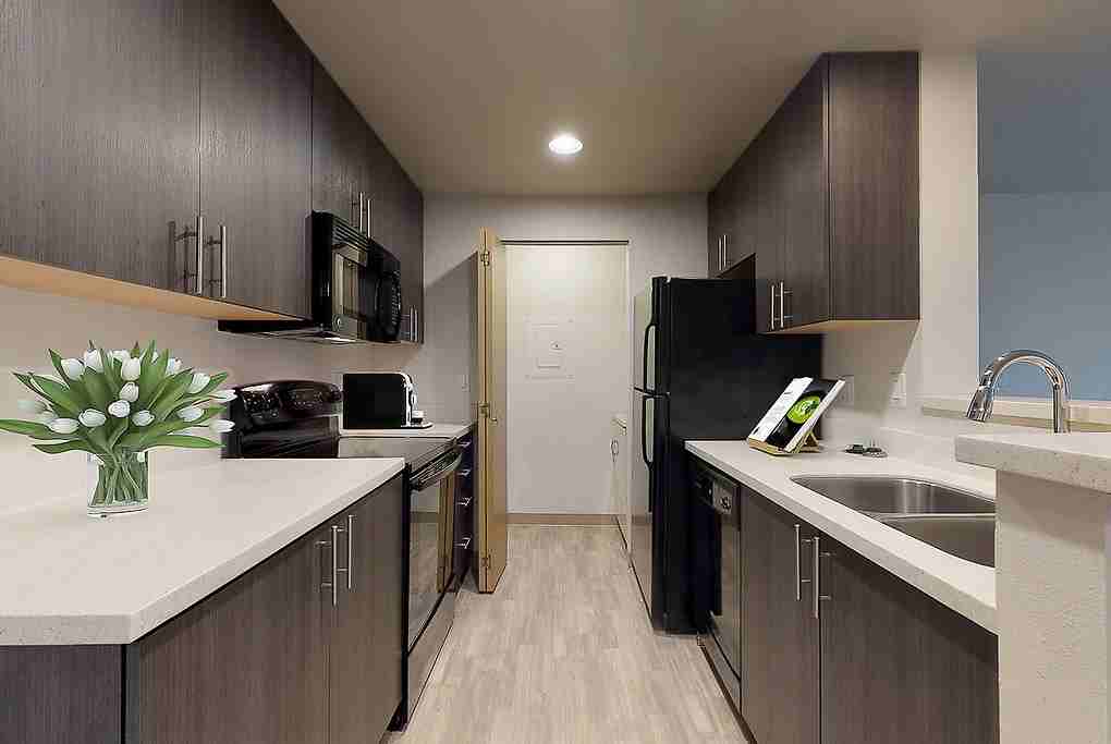 Canyon Pointe - Photo 7 of 36