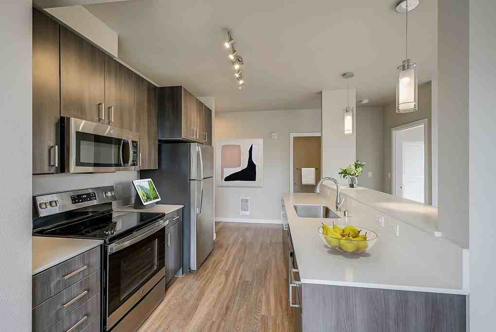 Pure Redmond - Photo 7 of 40