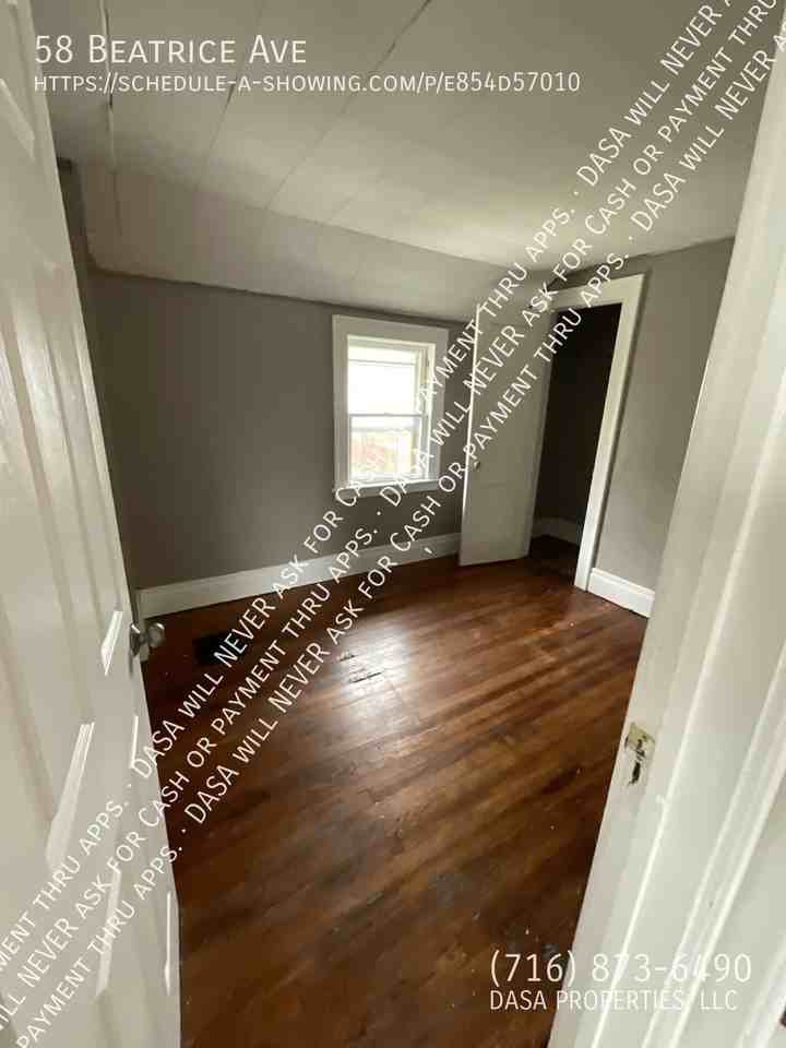58 Beatrice Ave - Photo 7 of 9