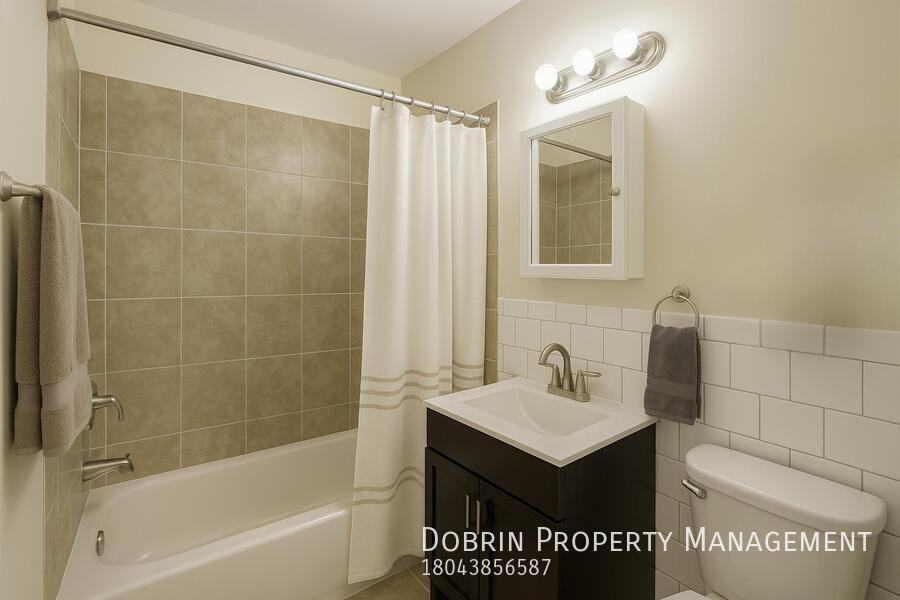 1274 Moore St - Photo 7 of 13