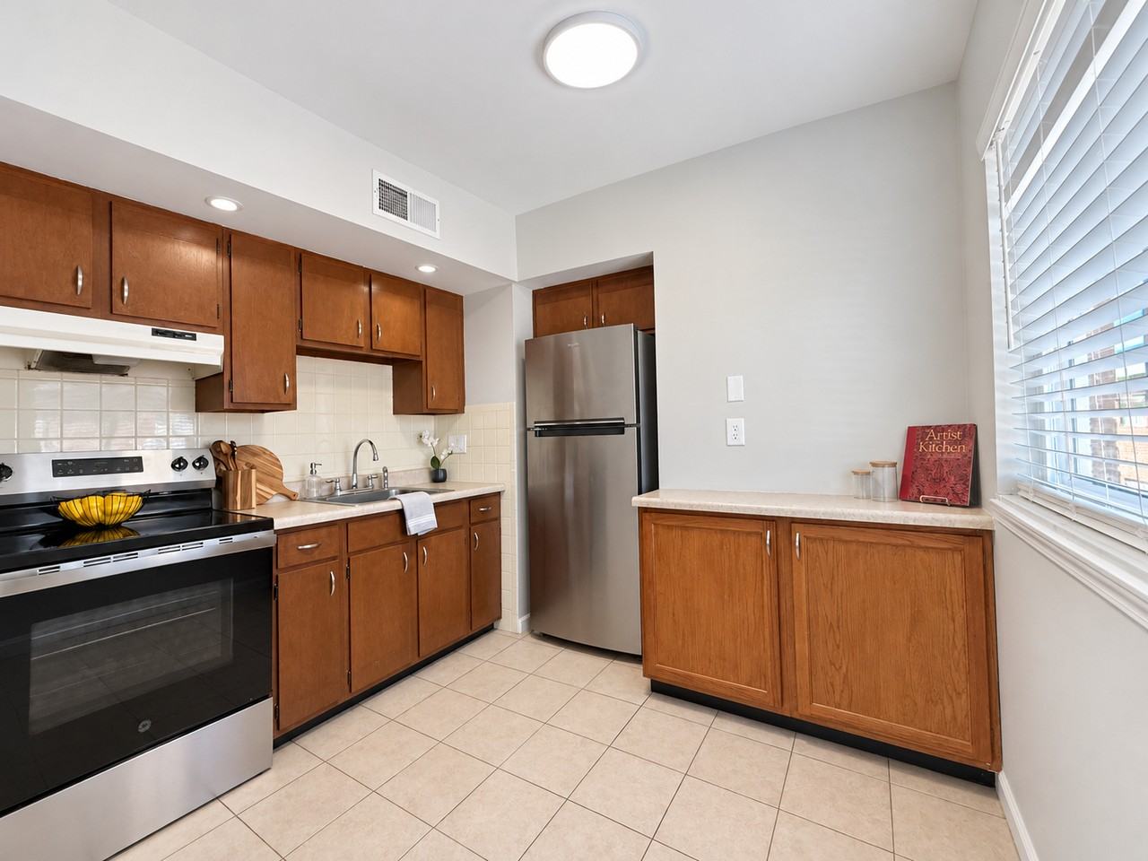 4117 Germania St #2G - Photo 2 of 9