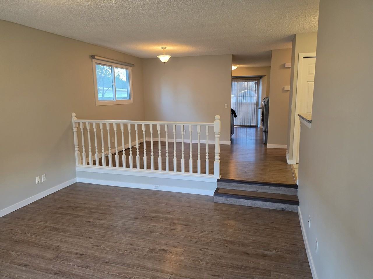 240 Templewood Rd Ne - Photo 3 of 19