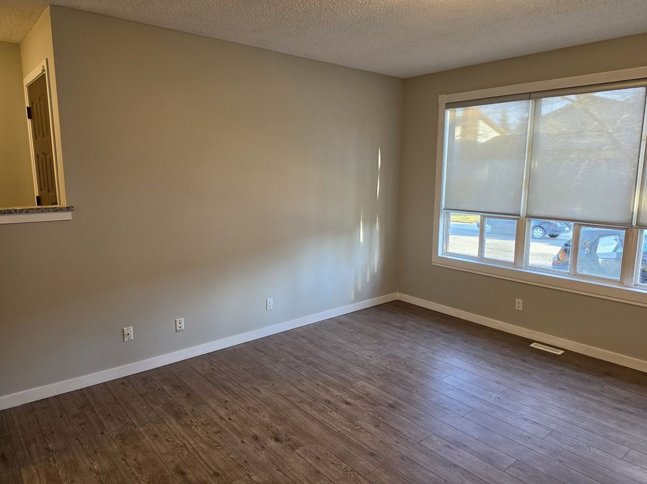 240 Templewood Rd Ne - Photo 5 of 19