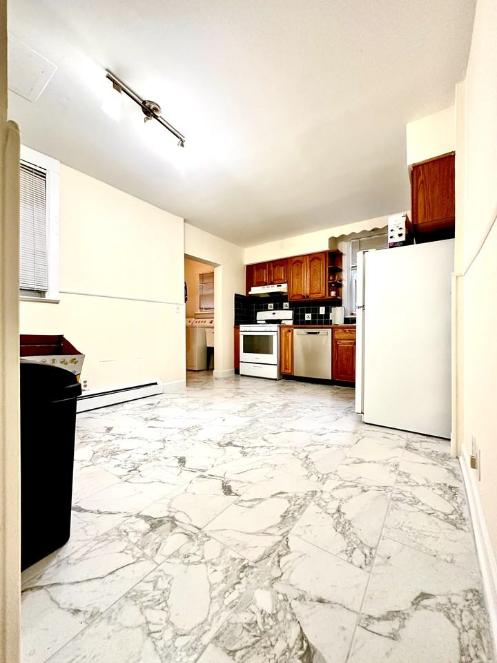 50 Western Ave #1R - Photo 4 of 16