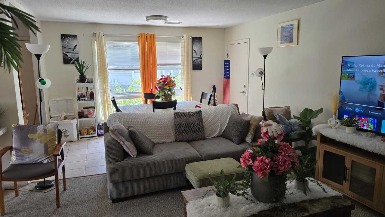 26 Beacon St #42C - Photo 2 of 13