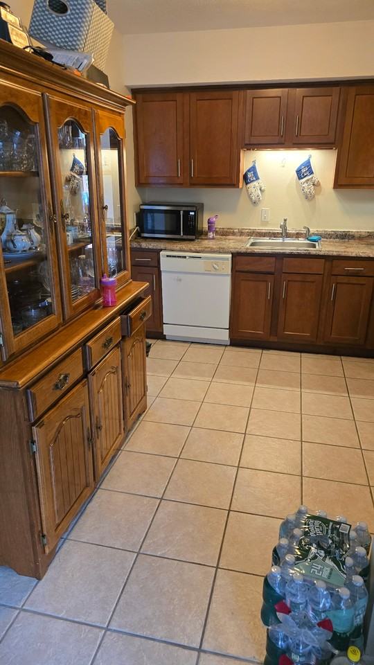 26 Beacon St #42C - Photo 4 of 13