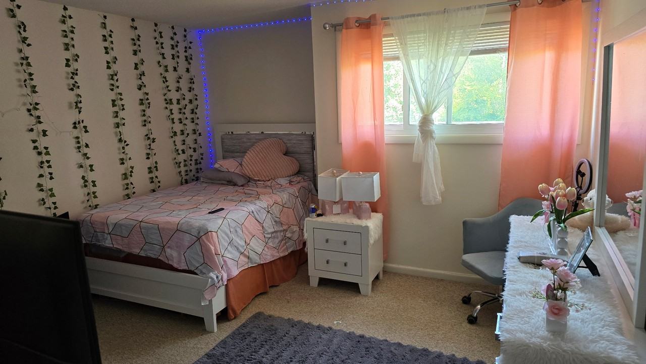 26 Beacon St #42C - Photo 6 of 13