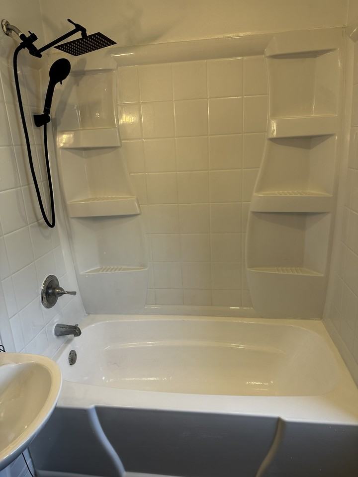 1639 Waterbury Rd #1 - Photo 3 of 15