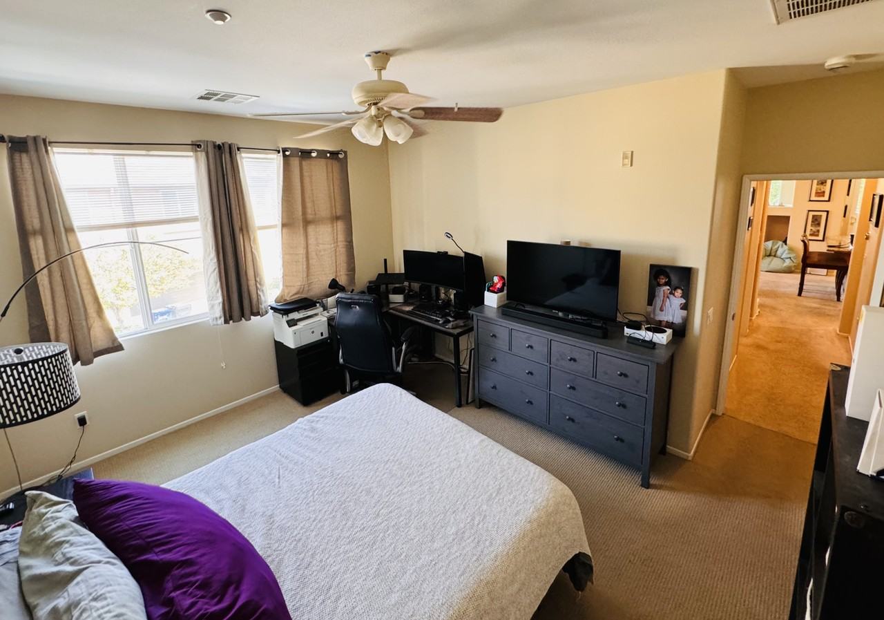 25104 Glasgow Dr - Photo 5 of 13