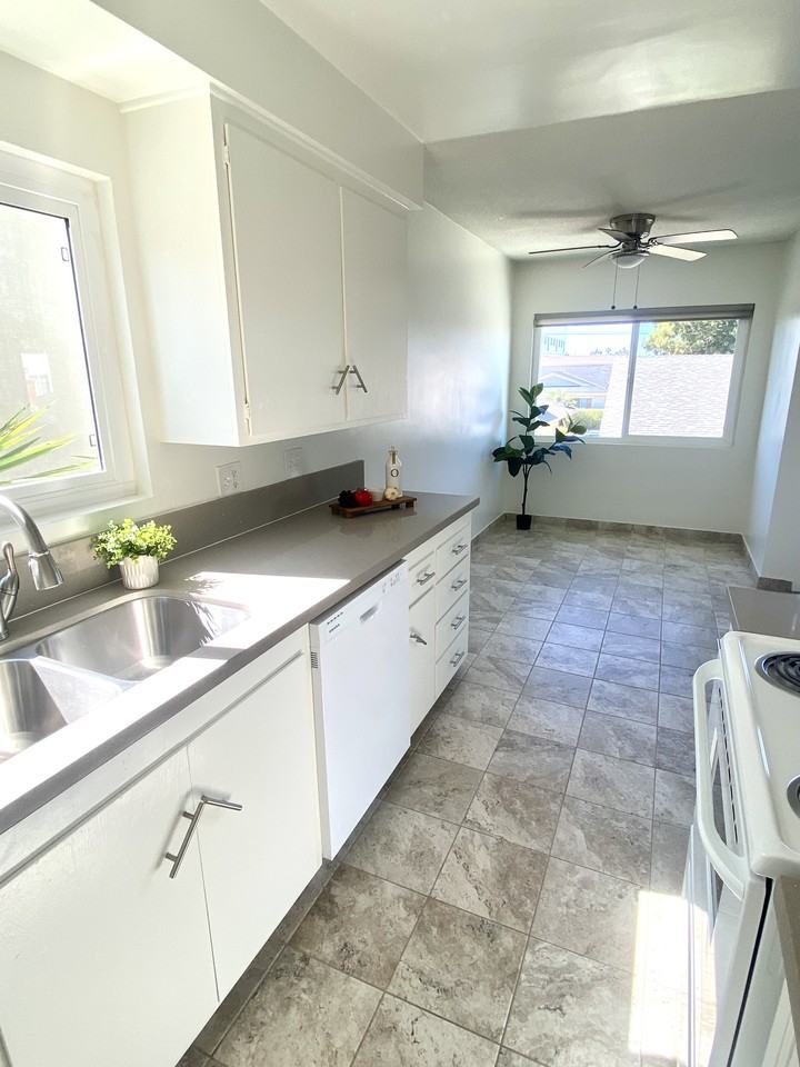 21020 Wood Ave #C - Photo 6 of 13