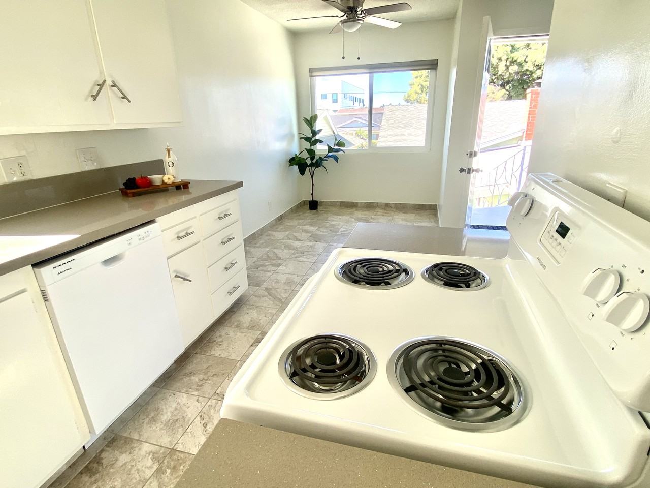 21020 Wood Ave #C - Photo 7 of 13