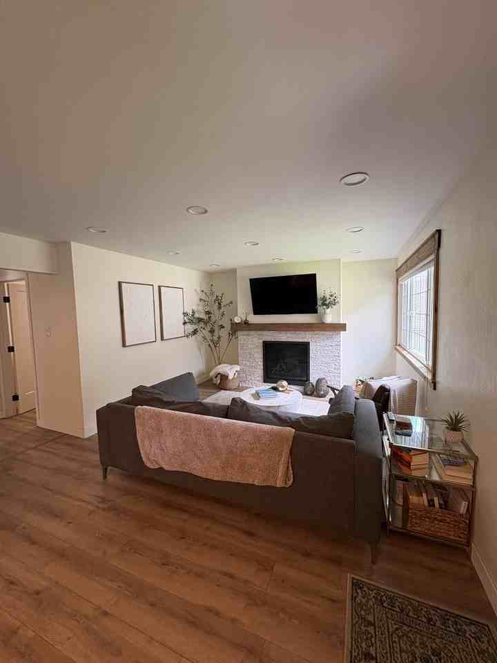 1593 Allen Rae Pl #NA - Photo 4 of 17