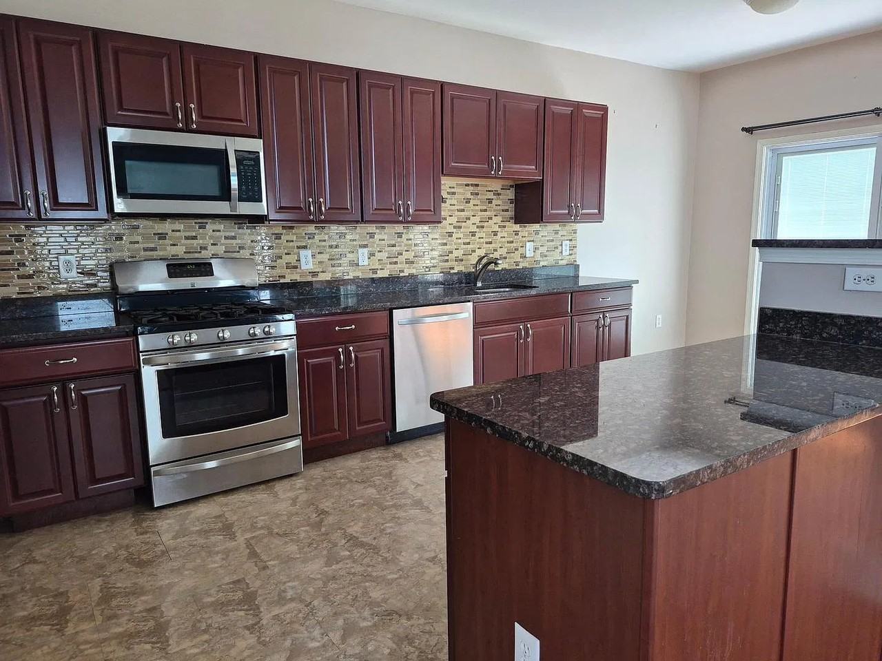 819 Gibbs Dr #NA - Photo 7 of 39