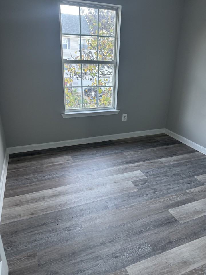 45516 Lakemont Sq #NA - Photo 5 of 9