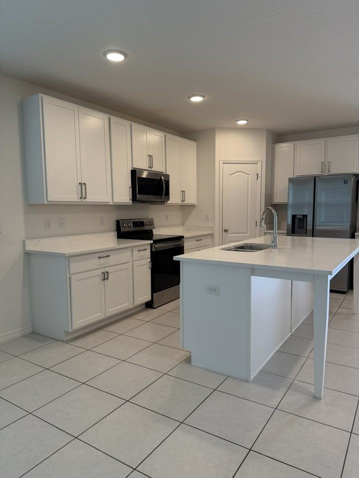 2241 Canyon Breeze Ave #NA - Photo 4 of 17