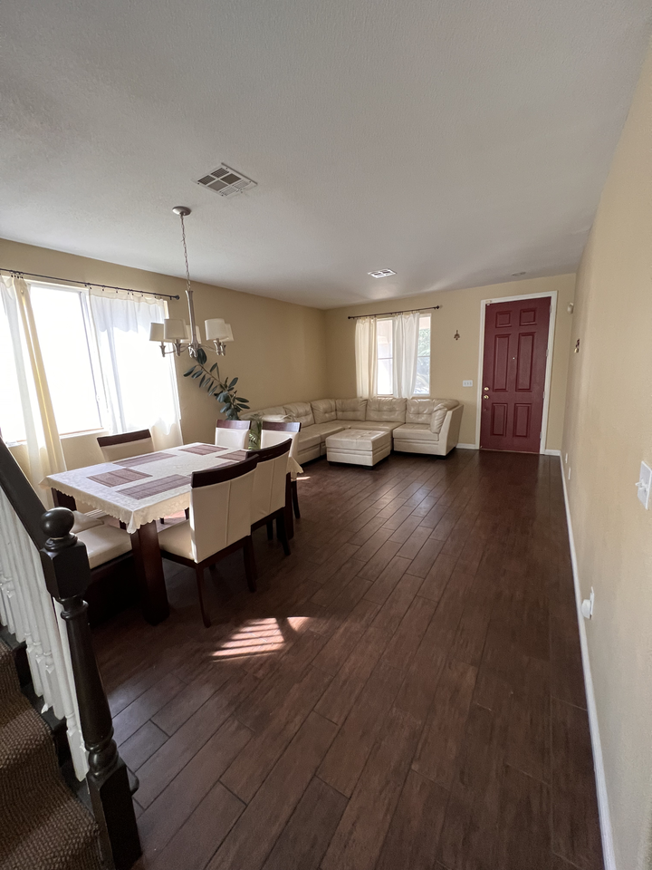 2286 Chestnut Bluffs Ave #NA - Photo 2 of 10