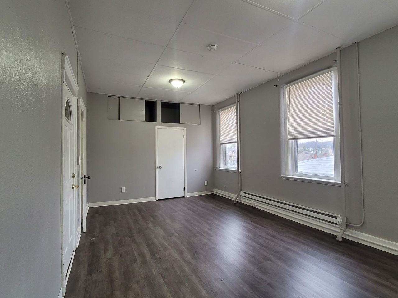 1 and 2 Bedrooms Available Now ! - Photo 4 of 22