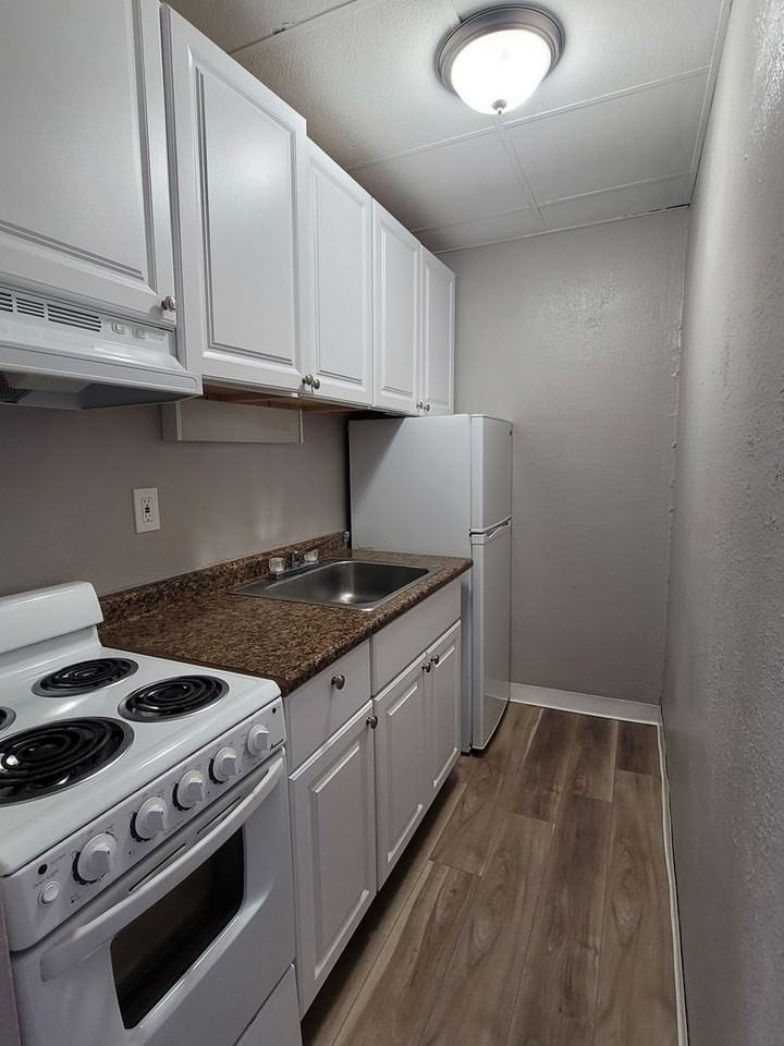 1 and 2 Bedrooms Available Now ! - Photo 7 of 22