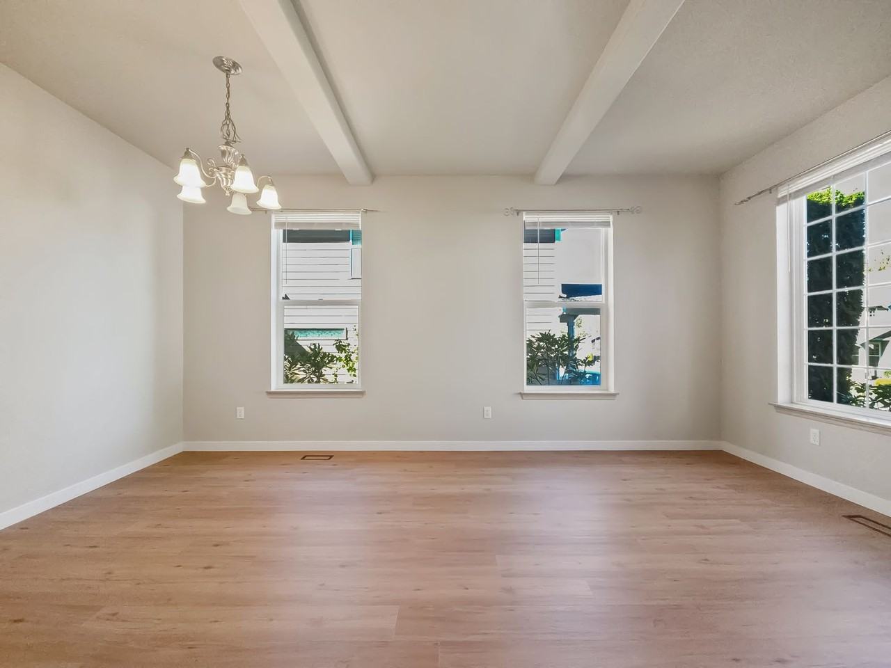 2426 Stafford Way - Photo 7 of 29