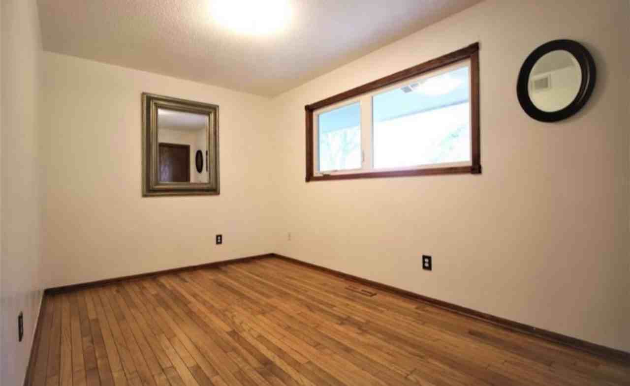 1304 Gage Ct Nw - Photo 5 of 21