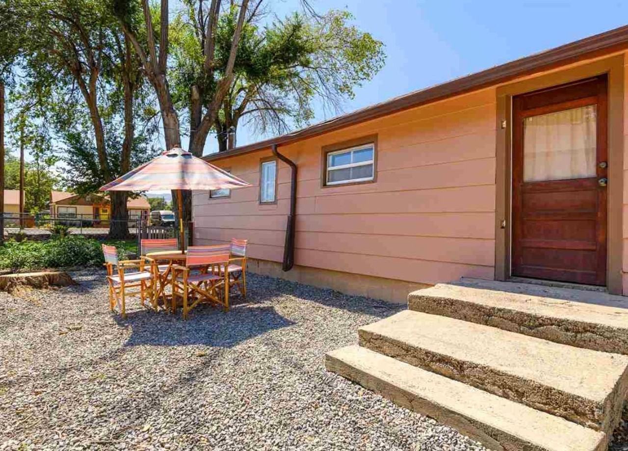 913 E Pabor Ave - Photo 5 of 19