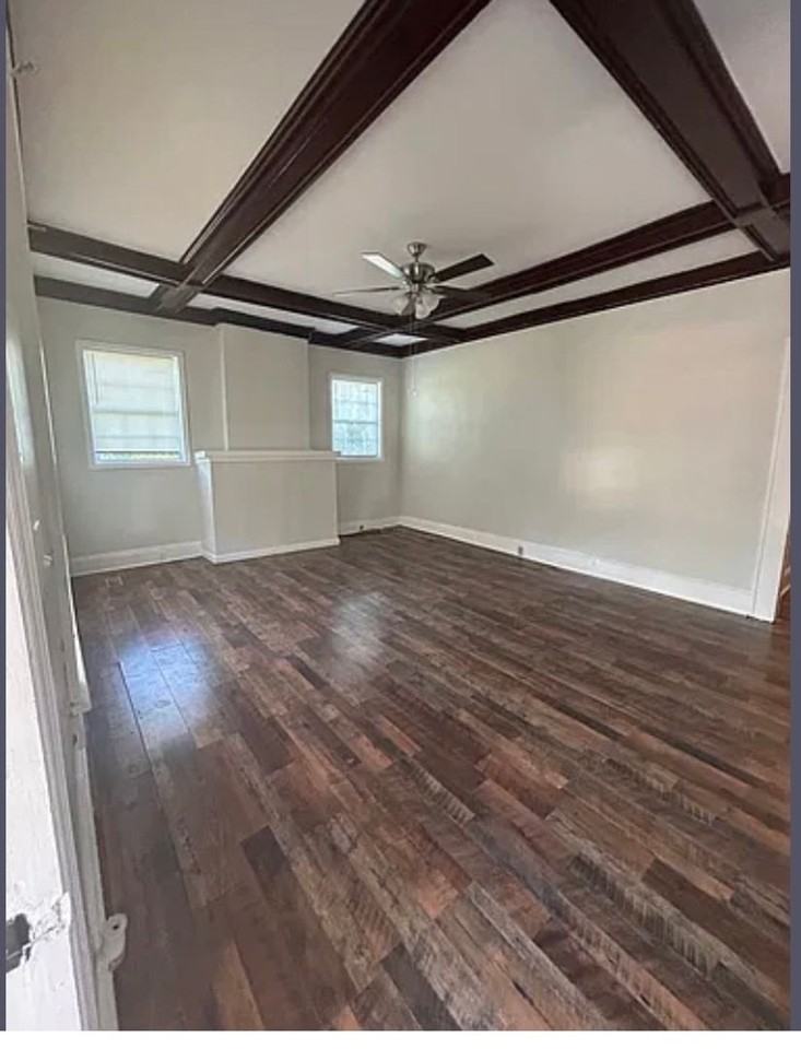 600 W Lincoln Ave - Photo 2 of 7