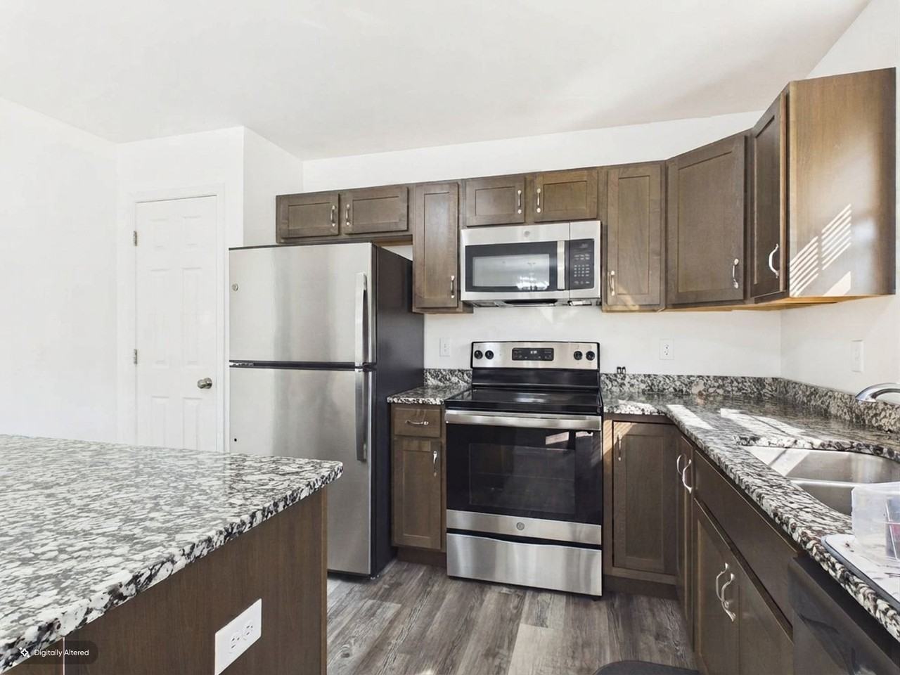 2311 Bartlett Rd - Photo 4 of 28