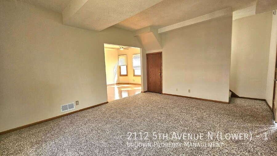 2112 5th Ave N #1 - Photo 3 of 18