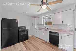 102 Corwin Dr #C5 - Photo 1 of 1
