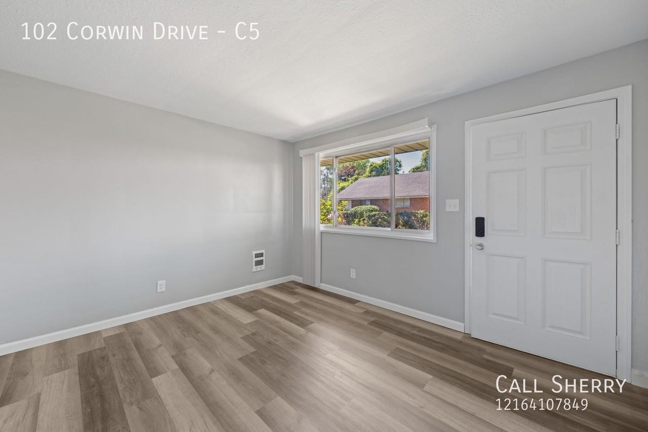 102 Corwin Dr #C5 - Photo 6 of 15