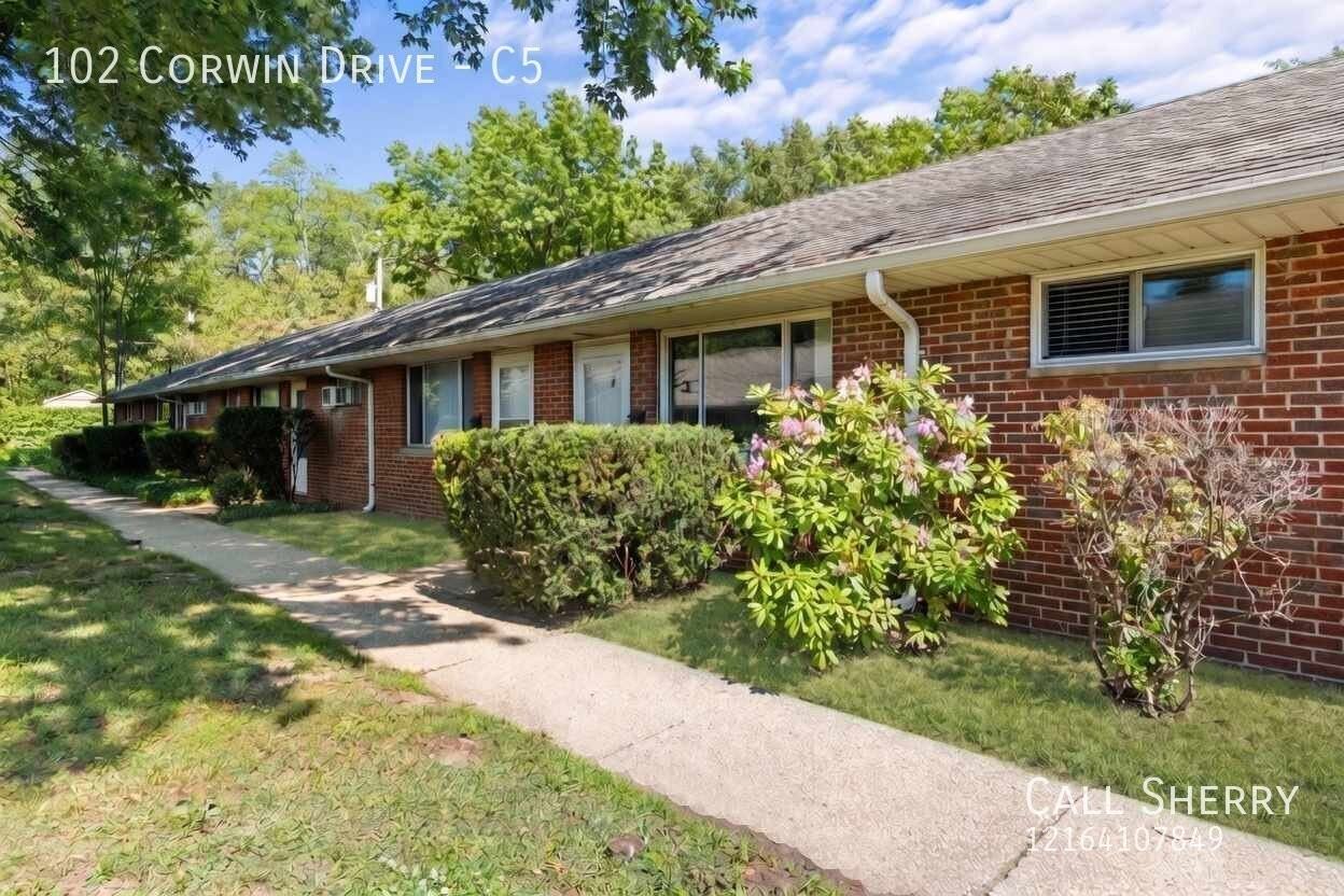 102 Corwin Dr #C5 - Photo 2 of 15