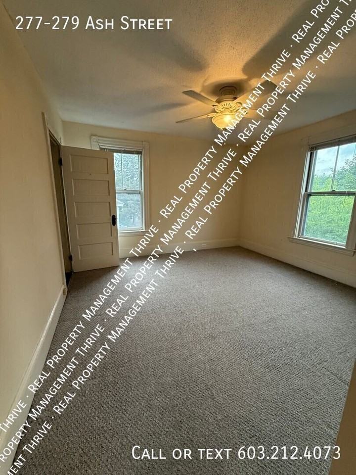 277 Ash St - Photo 3 of 10