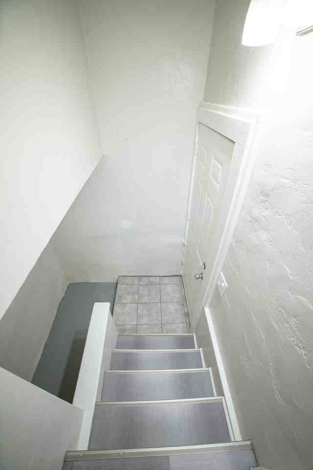 112 12th St N #112 - Photo 5 of 28