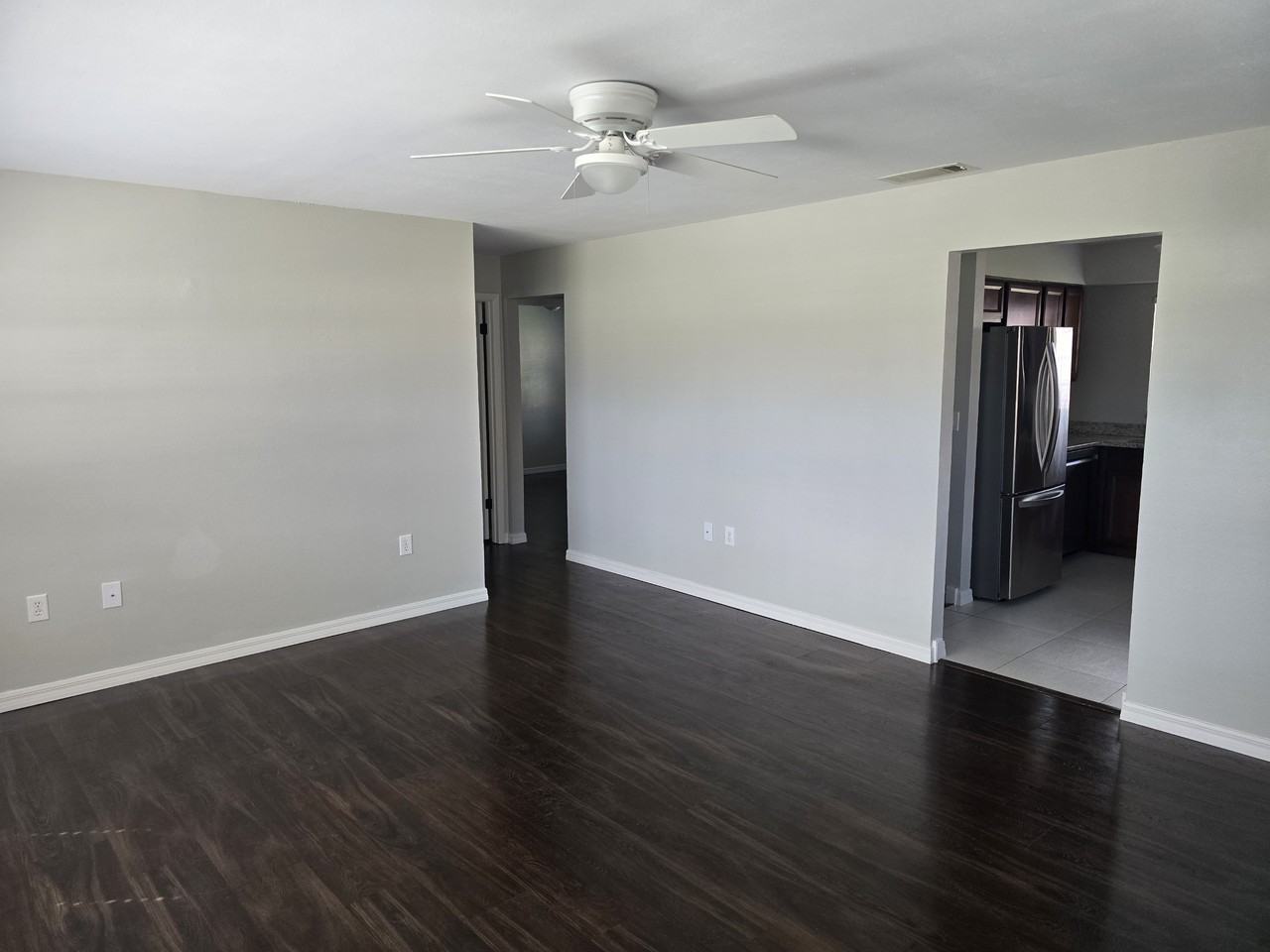 2019 Country Club Rd N - Photo 2 of 20