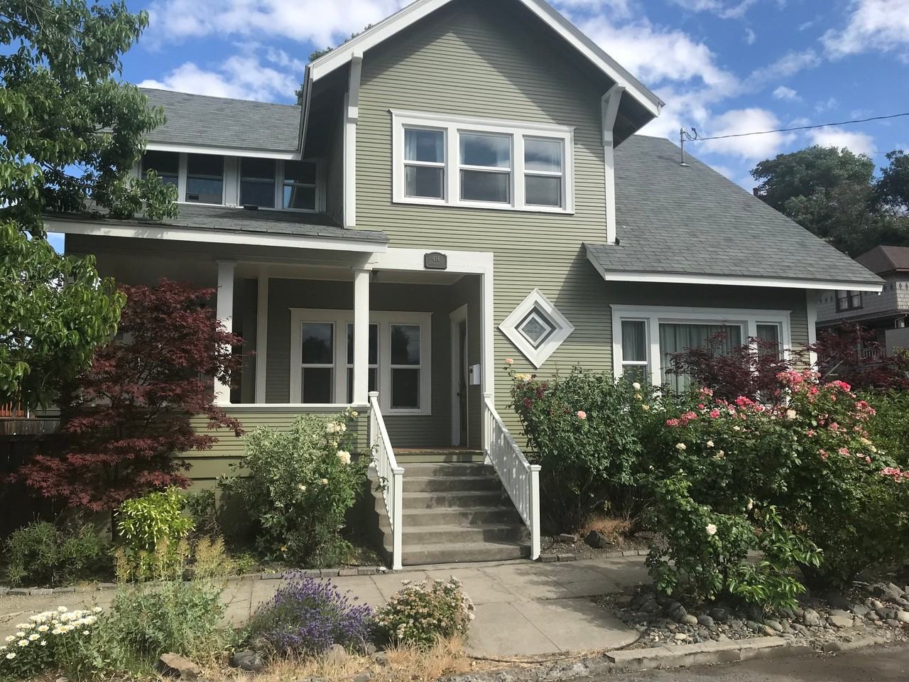 414 Jefferson St #1