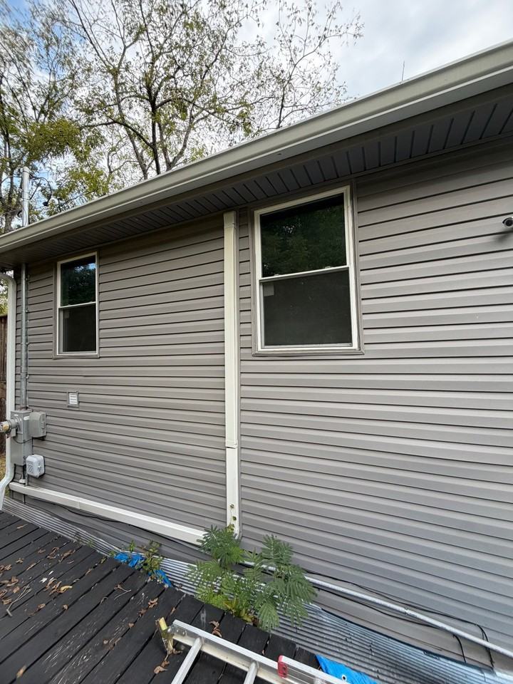 613 Ledford St #B - Photo 3 of 20