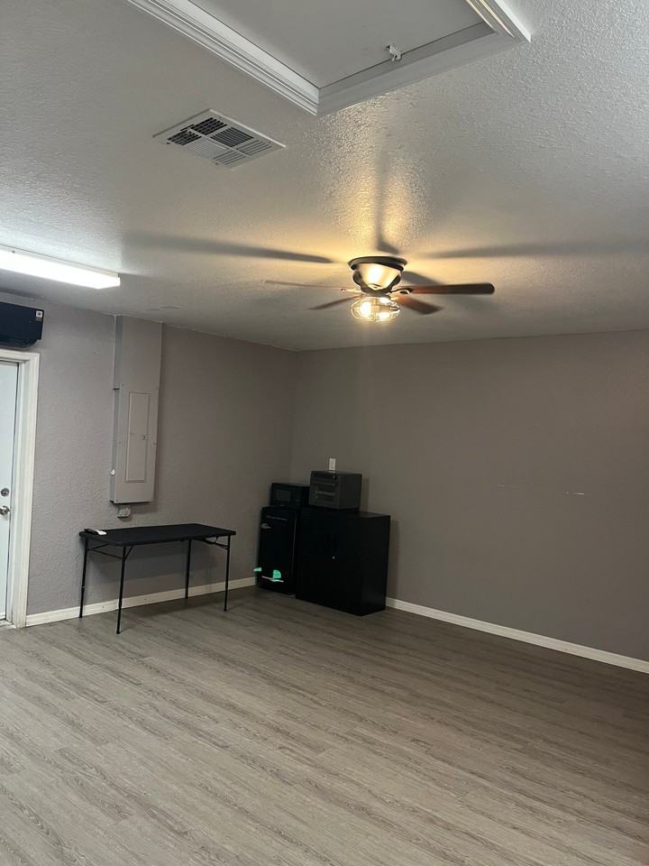 8044 Sandalwood Cir #1 - Photo 7 of 11