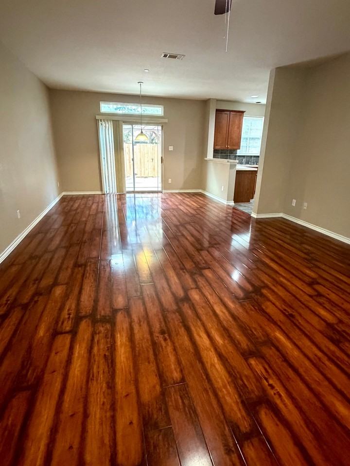 5948 Clearwater Dr - Photo 6 of 17