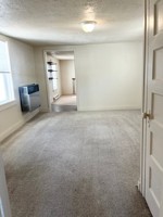 featured image of 1008 Mccarty Ave #E