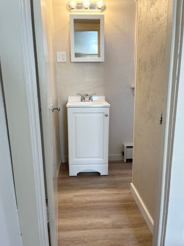 1008 Mccarty Ave #E - Photo 6 of 9
