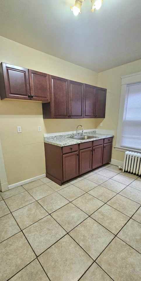 39 Argonne St #5 - Photo 4 of 8