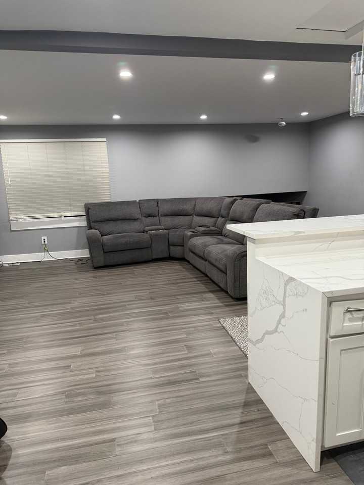 8421 Sheridan Ave N - Photo 3 of 19