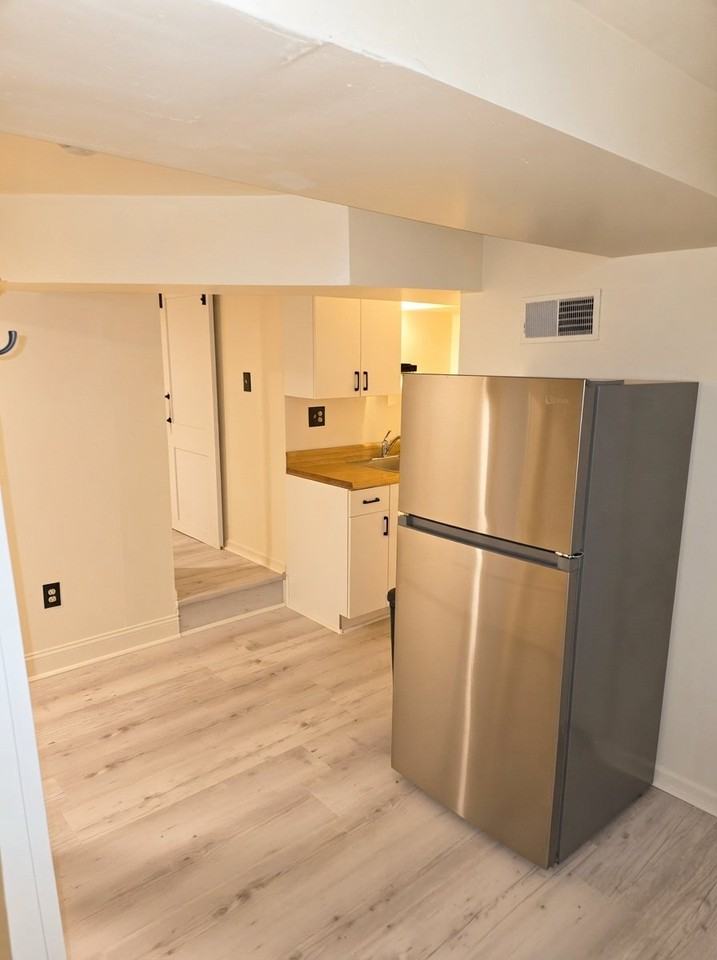 49 Valley St - Photo 3 of 7