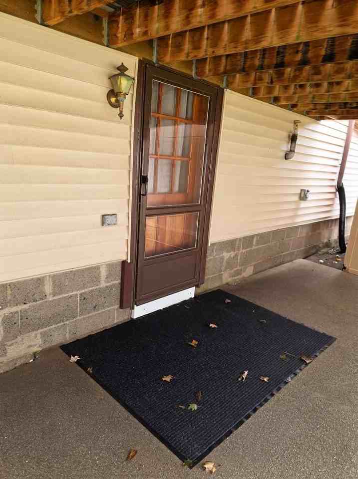 49 Valley St - Photo 6 of 7