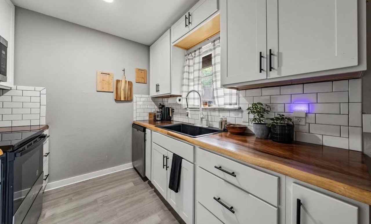 212 Queen Dr #212 - Photo 7 of 14