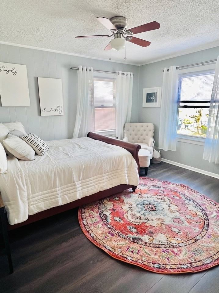 287 Barton St - Photo 5 of 16