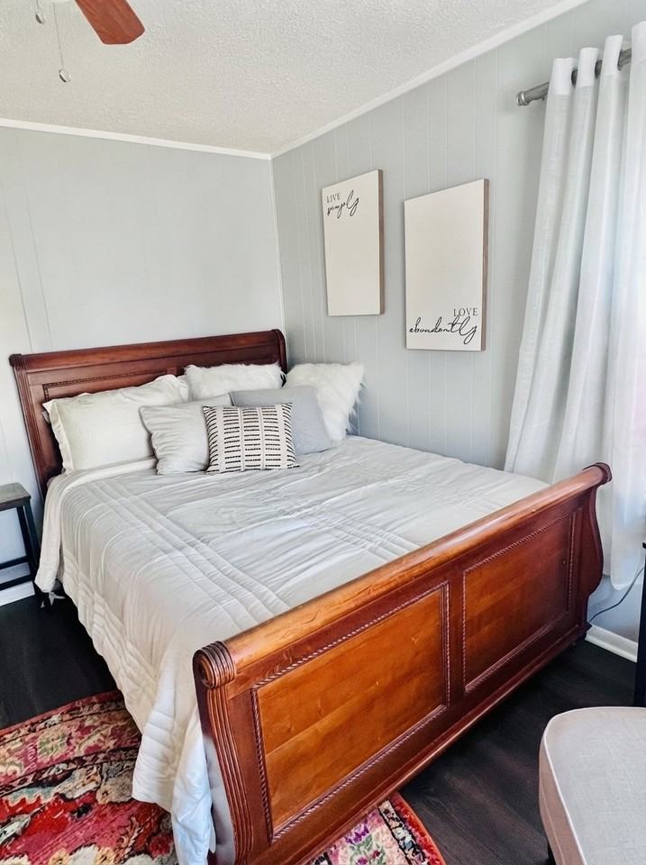 287 Barton St - Photo 7 of 16